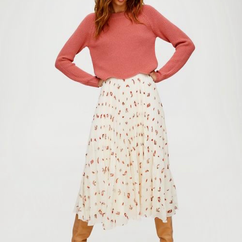 Aritzia Wilfred Twirl Skirt   *Giselle